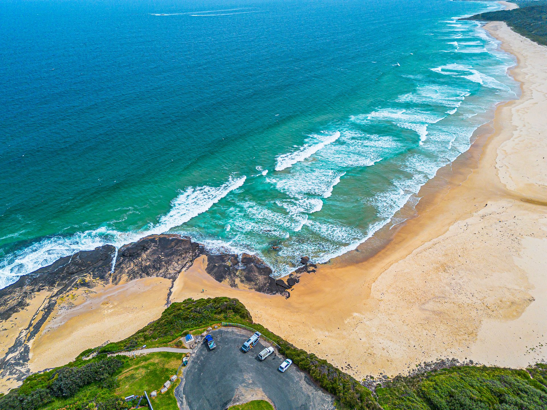 Sandy Cove 6 Sunny Balcony & Rooftop Views